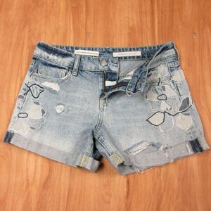 PILCRO Anthropologie Embroidered Floral Cuffed Jean Shorts Sz 26-28 Ripped Denim